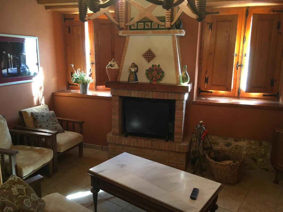 הוילה Veguellina de Órbigo Casa Deogracias מראה חיצוני תמונה