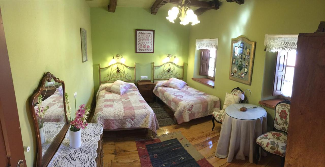 הוילה Veguellina de Órbigo Casa Deogracias מראה חיצוני תמונה